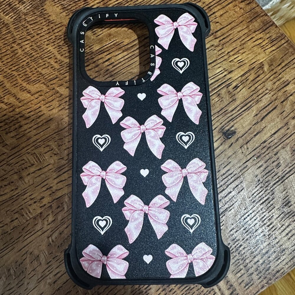 Casetify Phone Case (Black/Pink BOWS) Iphone 14 Pro